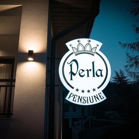 Pensiune Restaurant Perla Singeorz-Bai Exteriör bild