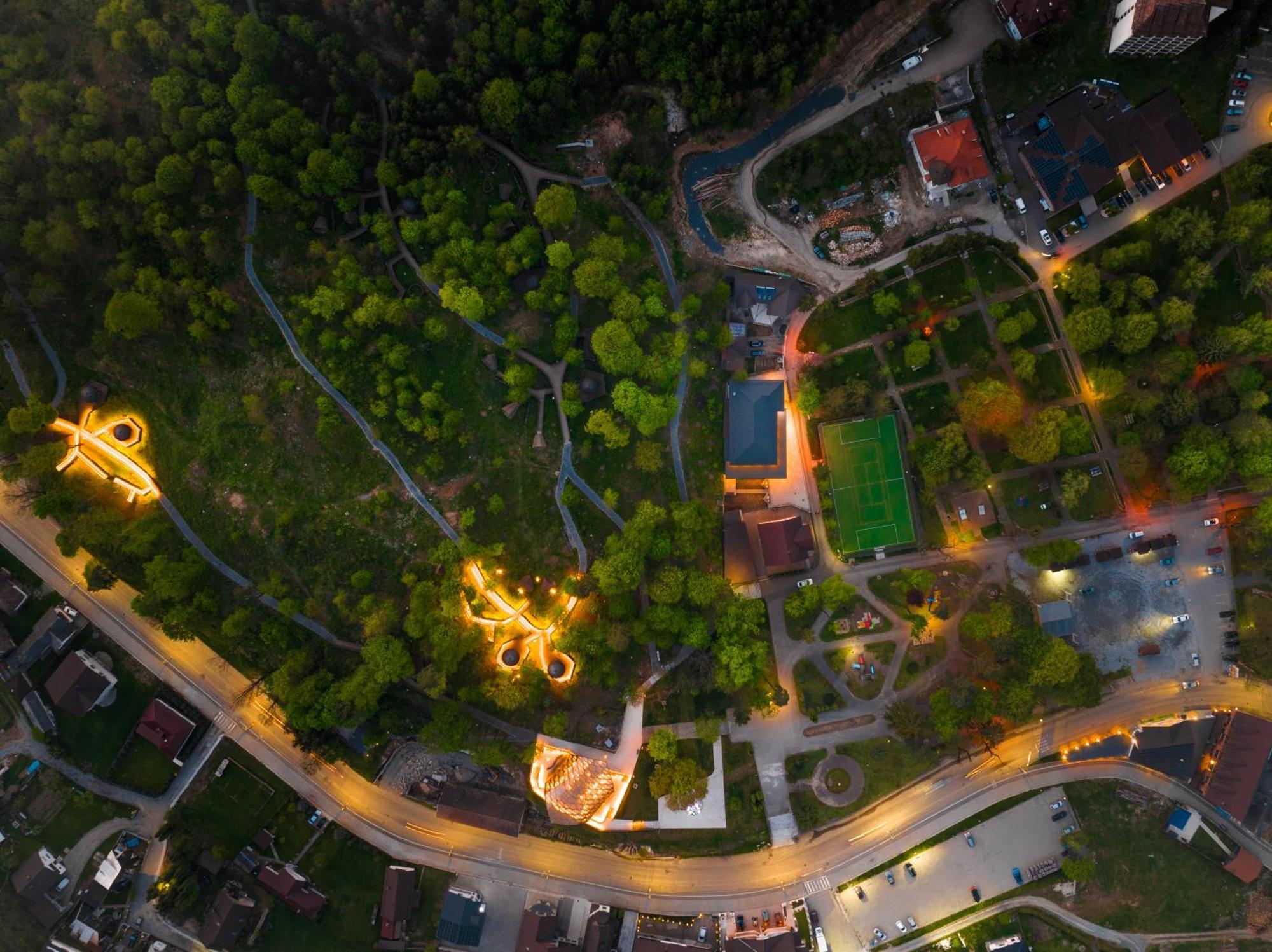 Pensiune Restaurant Perla Singeorz-Bai Exteriör bild